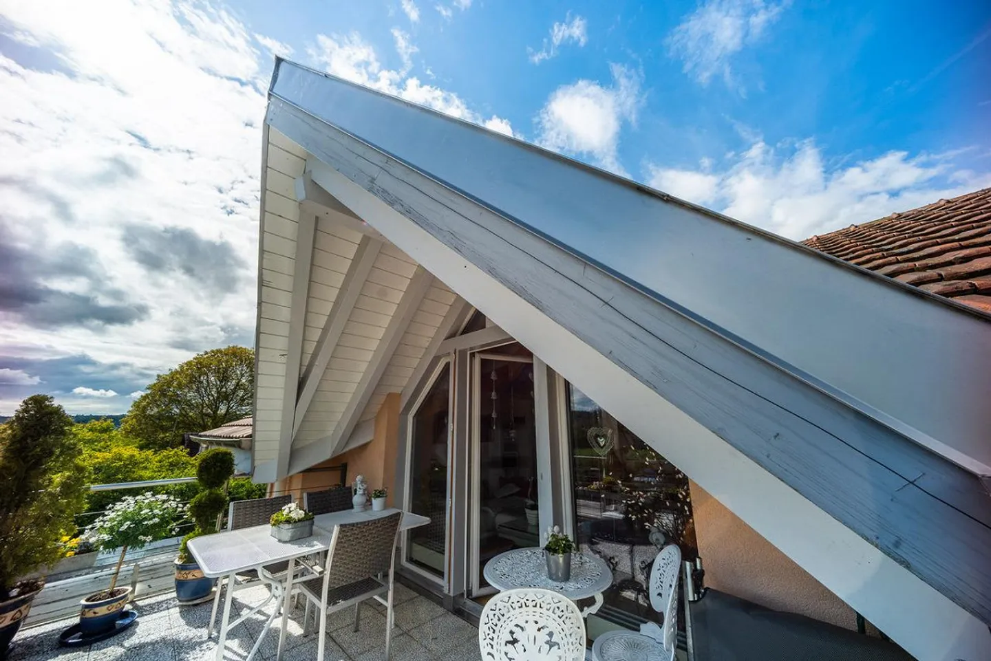 Perle en périphérie avec vue dégagée et piscine - Photo 8 sur 19