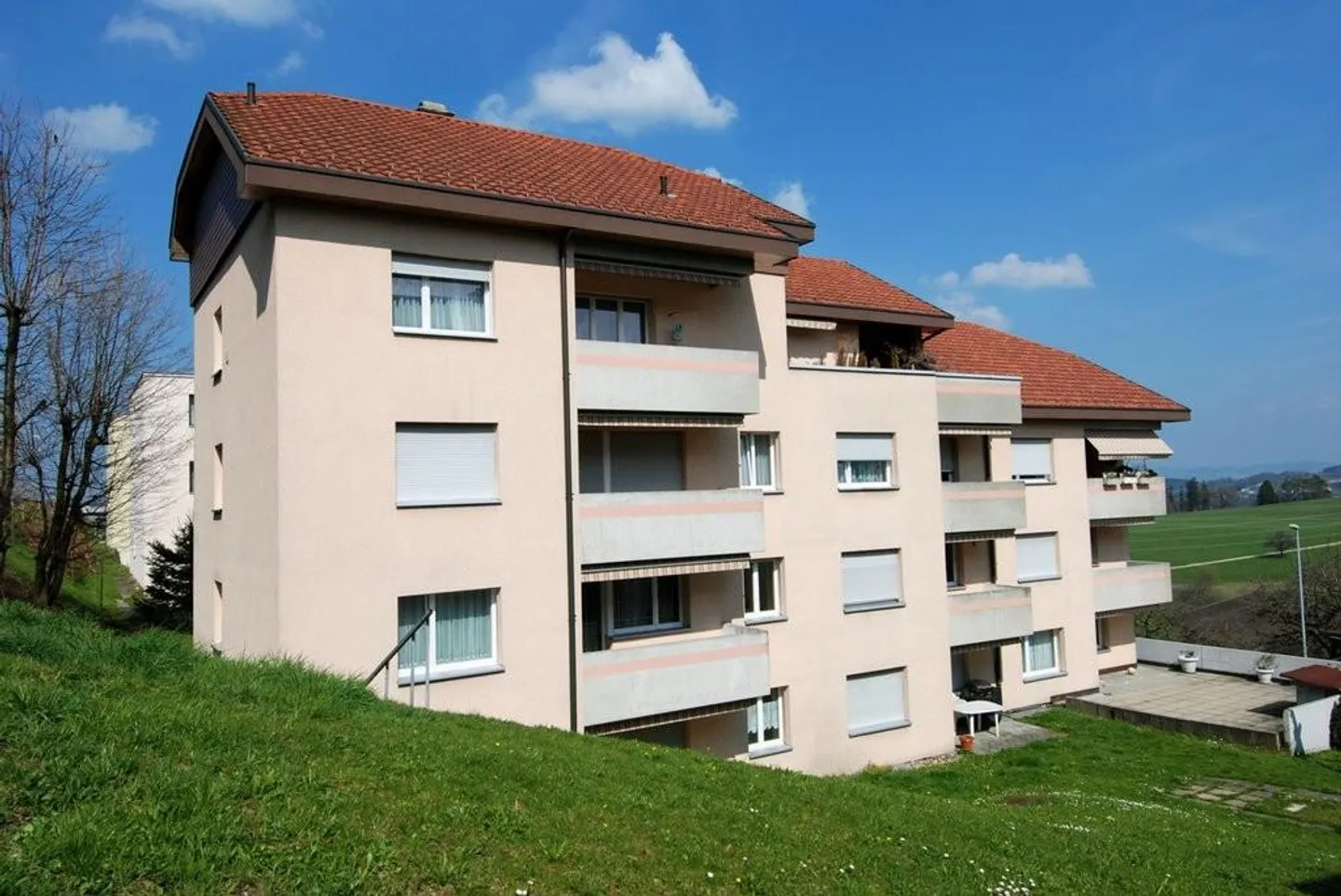 Sonnige Wohnung mit Balkon - Foto 2 von 10