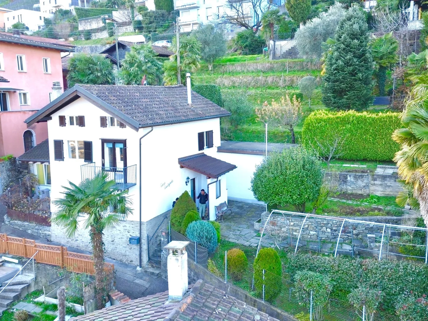 Charming Single-Family Home with 5.5 Rooms in Agno with Panoramic View - Photo 1 of 8