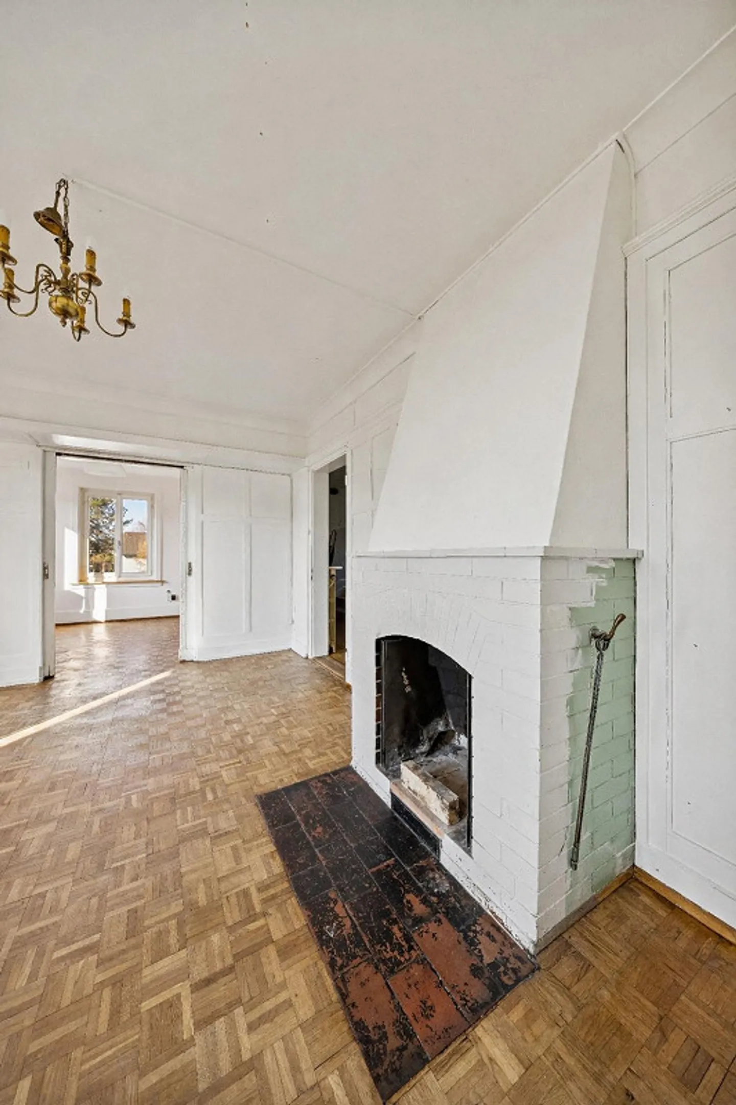 Idyllic Home with Lake View and Exciting Potential - Photo 3 of 5