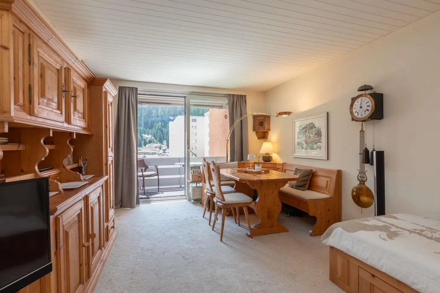 Characteristic 1.5-room apartment - Photo 1 of 11