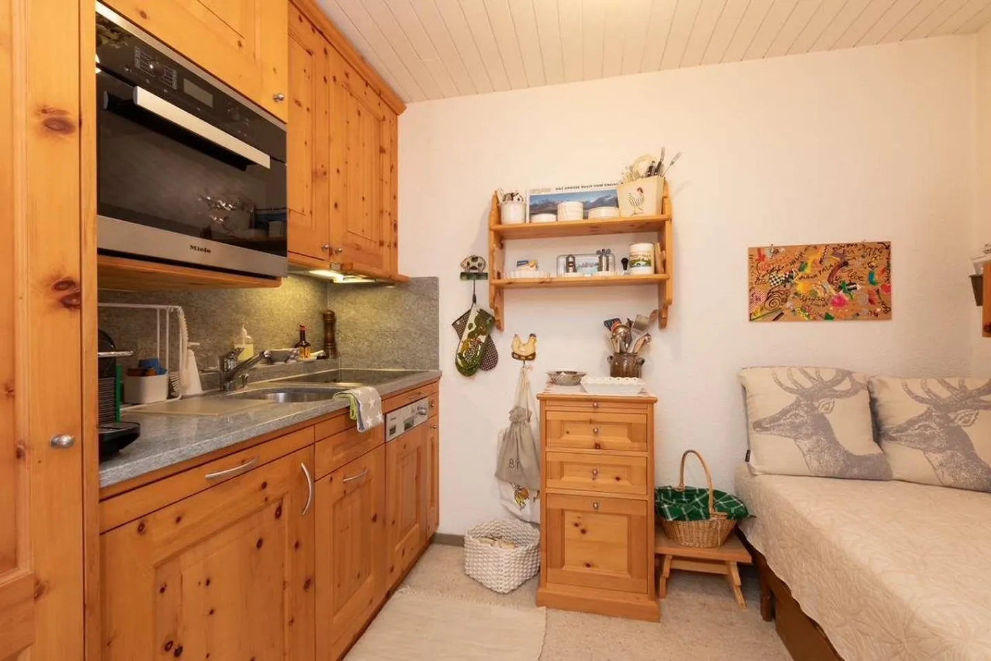 Characteristic 1.5-room apartment - Photo 3 of 11