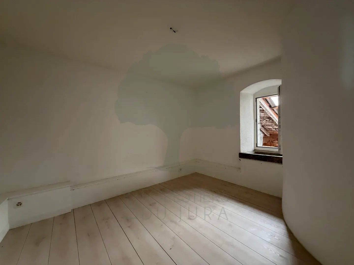 Appartement de caractère 4,5 pièces - Photo 4 sur 8