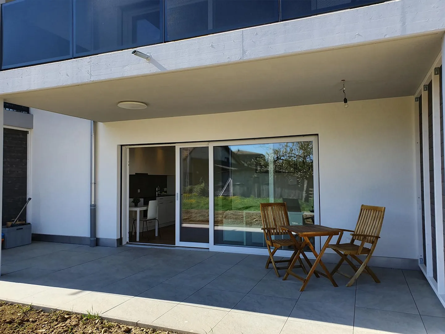 studio moderne dans un emplacement central - Photo 5 sur 8