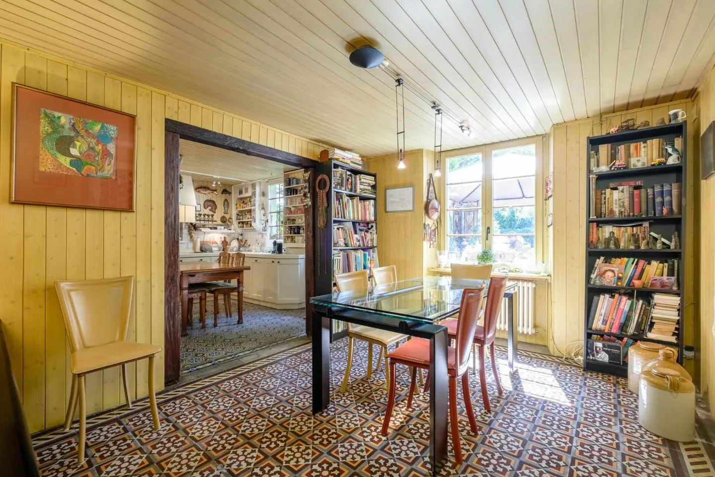 Casa di Villaggio Caratteristica con Giardino Fiancheggiato da Alberi - Foto 8 di 12