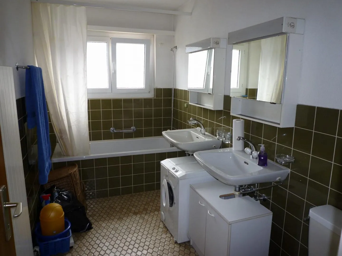 3½-Room Apartment 2nd Floor - Photo 3 of 6