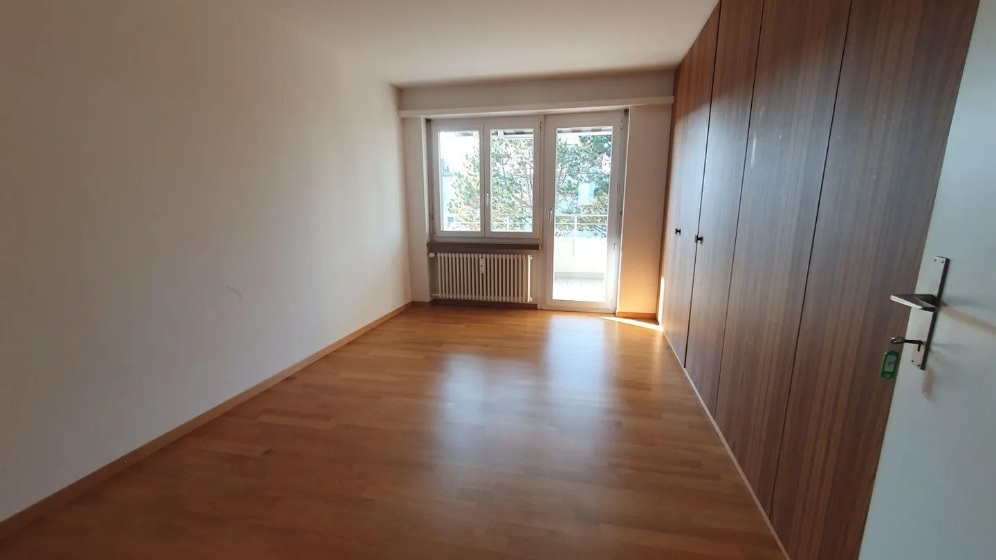 Attractive penthouse apartment in a central location - Photo 6 of 13