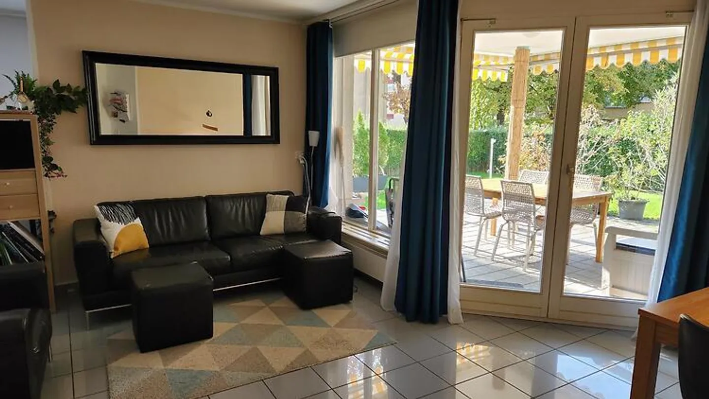 APPARTAMENTO 4½ LOCALI A KÜSSNACHT AM RIGI (SZ), ARREDATO, TEMPORANEO - Foto 2 di 10