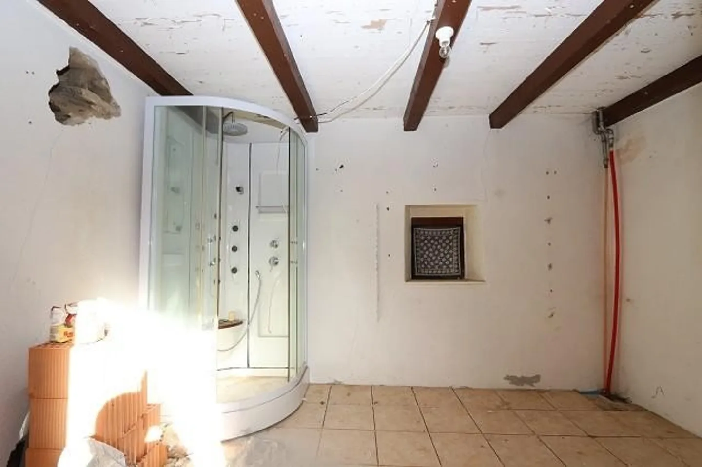 Casa di 5 locali nel nucleo da ristrutturare - Foto 13 di 19