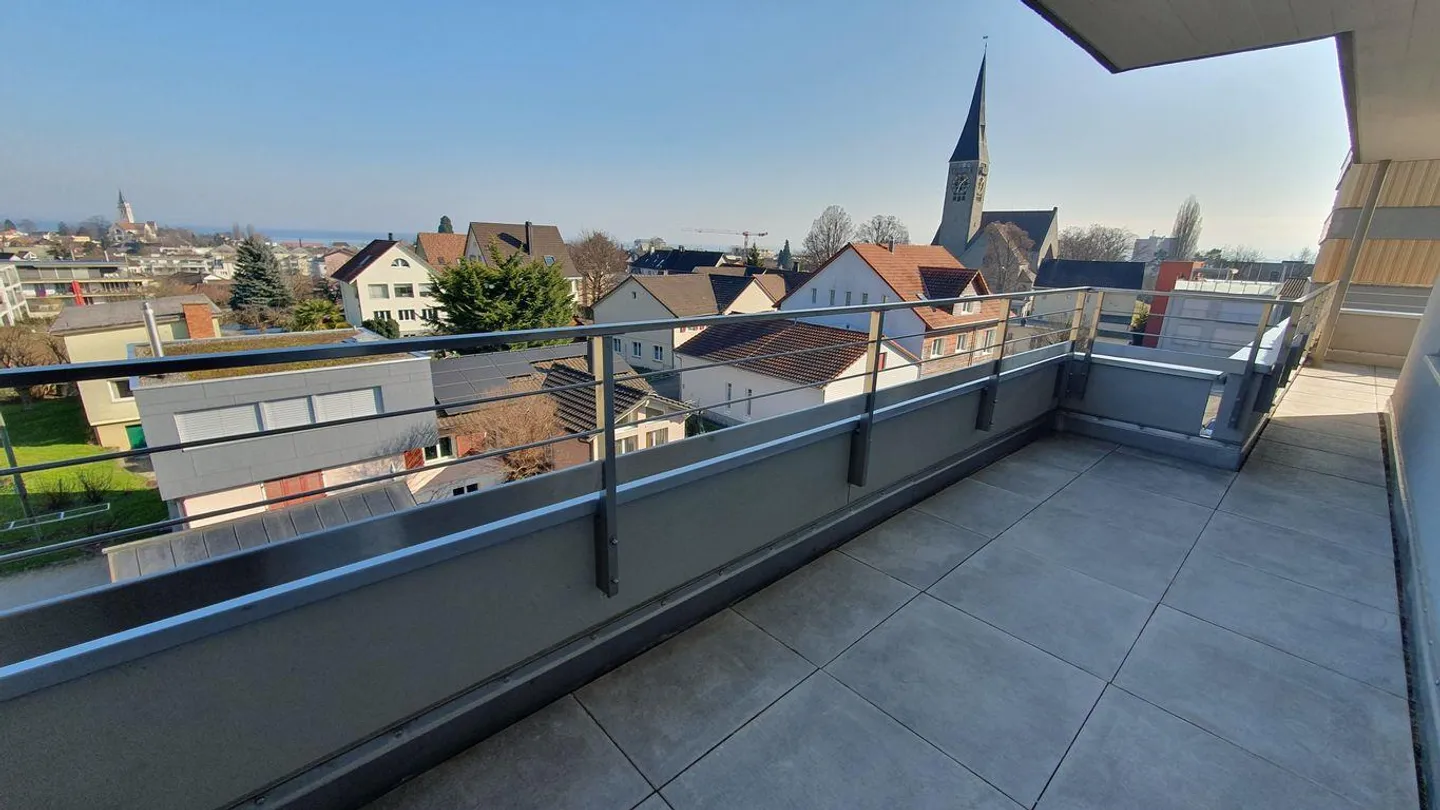 Attractive penthouse apartment in a central location - Photo 11 of 13