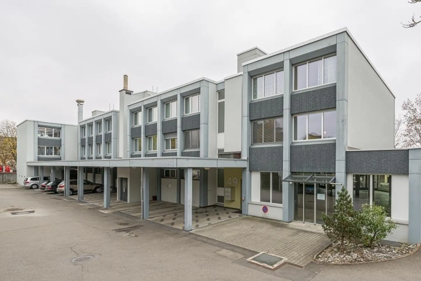 Parking space for rent in a central location! - Photo 1 of 2