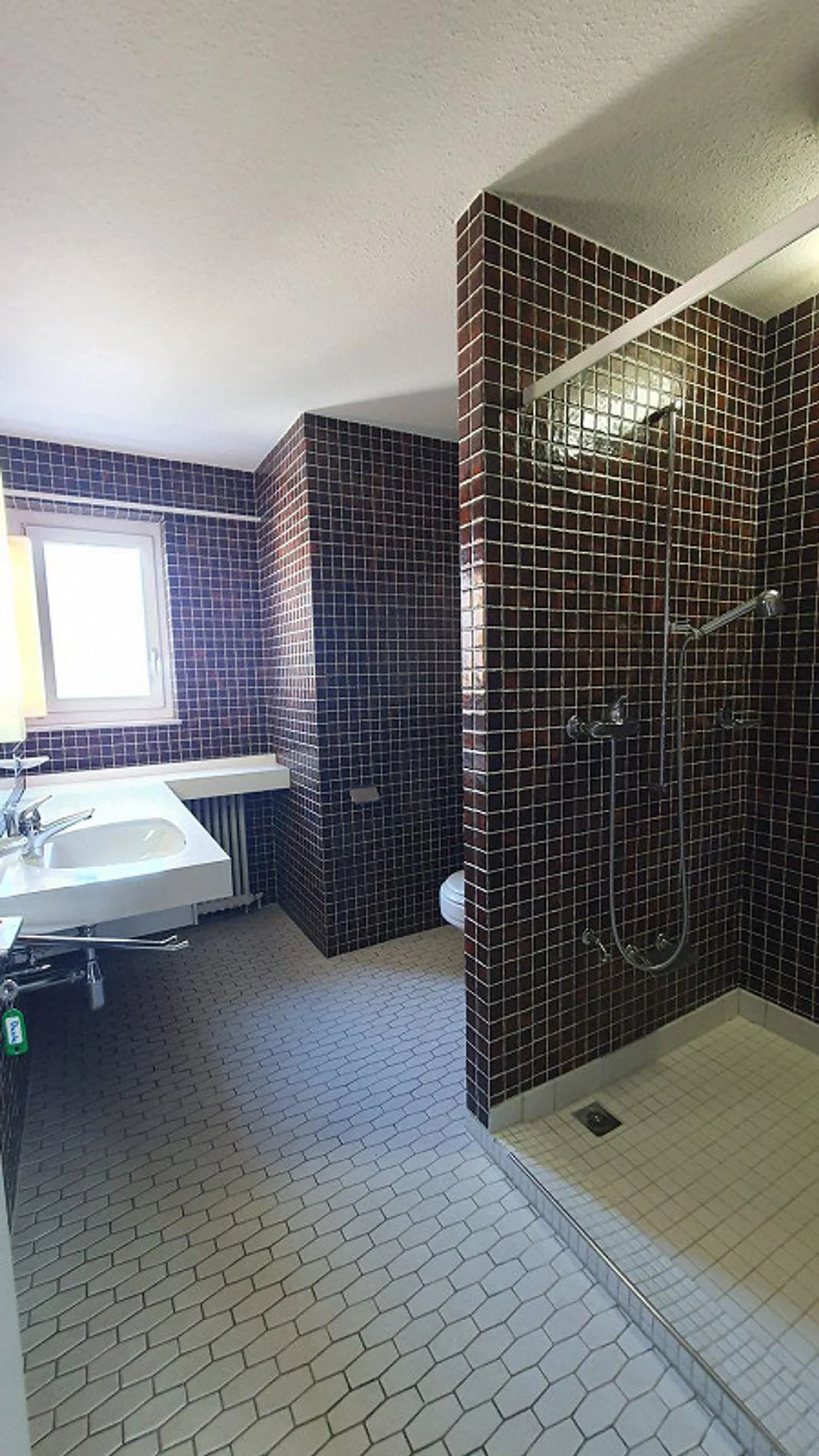 Attractive penthouse apartment in a central location - Photo 9 of 13