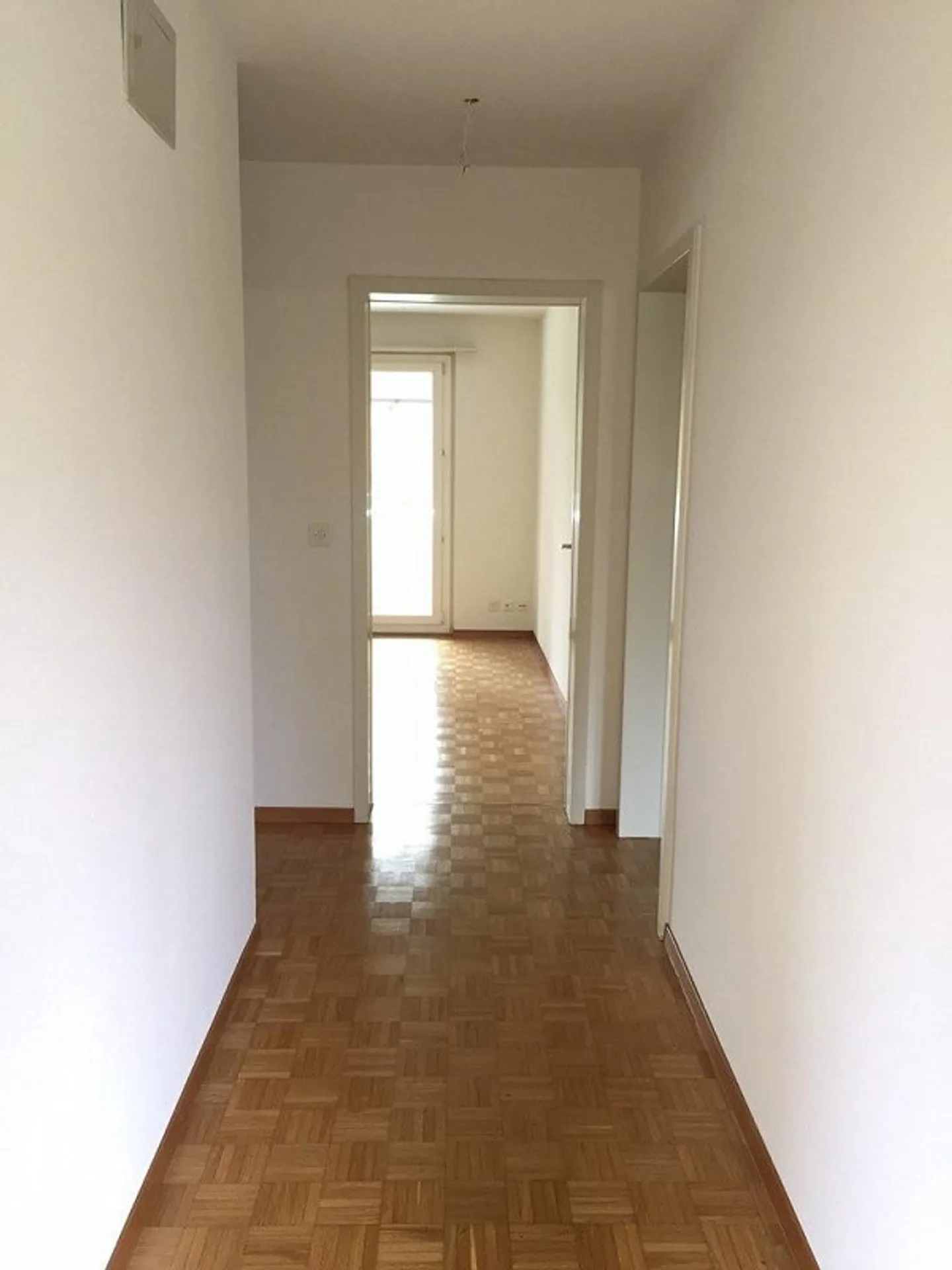 Appartement confortable, situé au centre près de Shoppi-Tivoli - Photo 7 sur 7