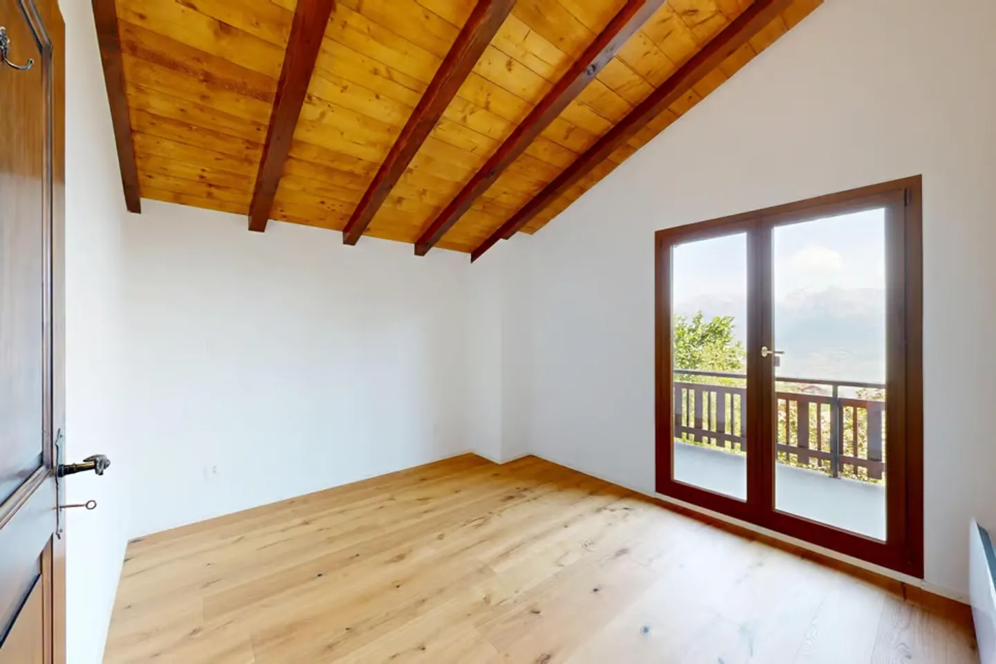 Bellissimo chalet ristrutturato a pochi minuti dal centro - Foto 11 di 13