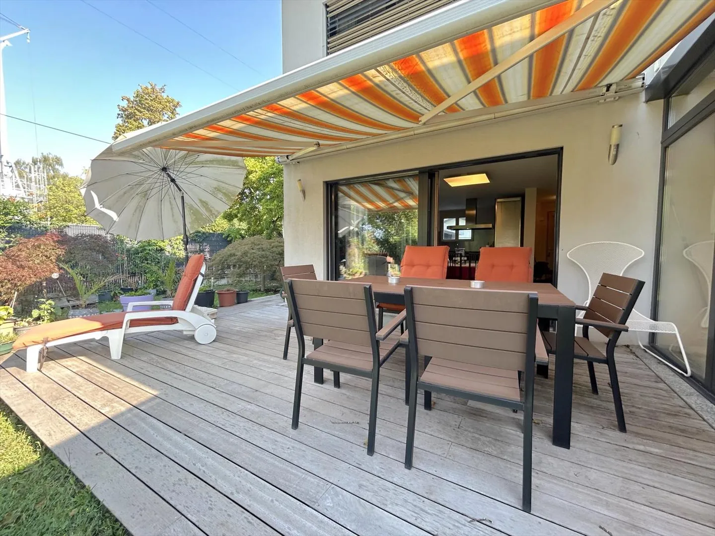 Maison contiguë 6 pièces - Photo 1 sur 13