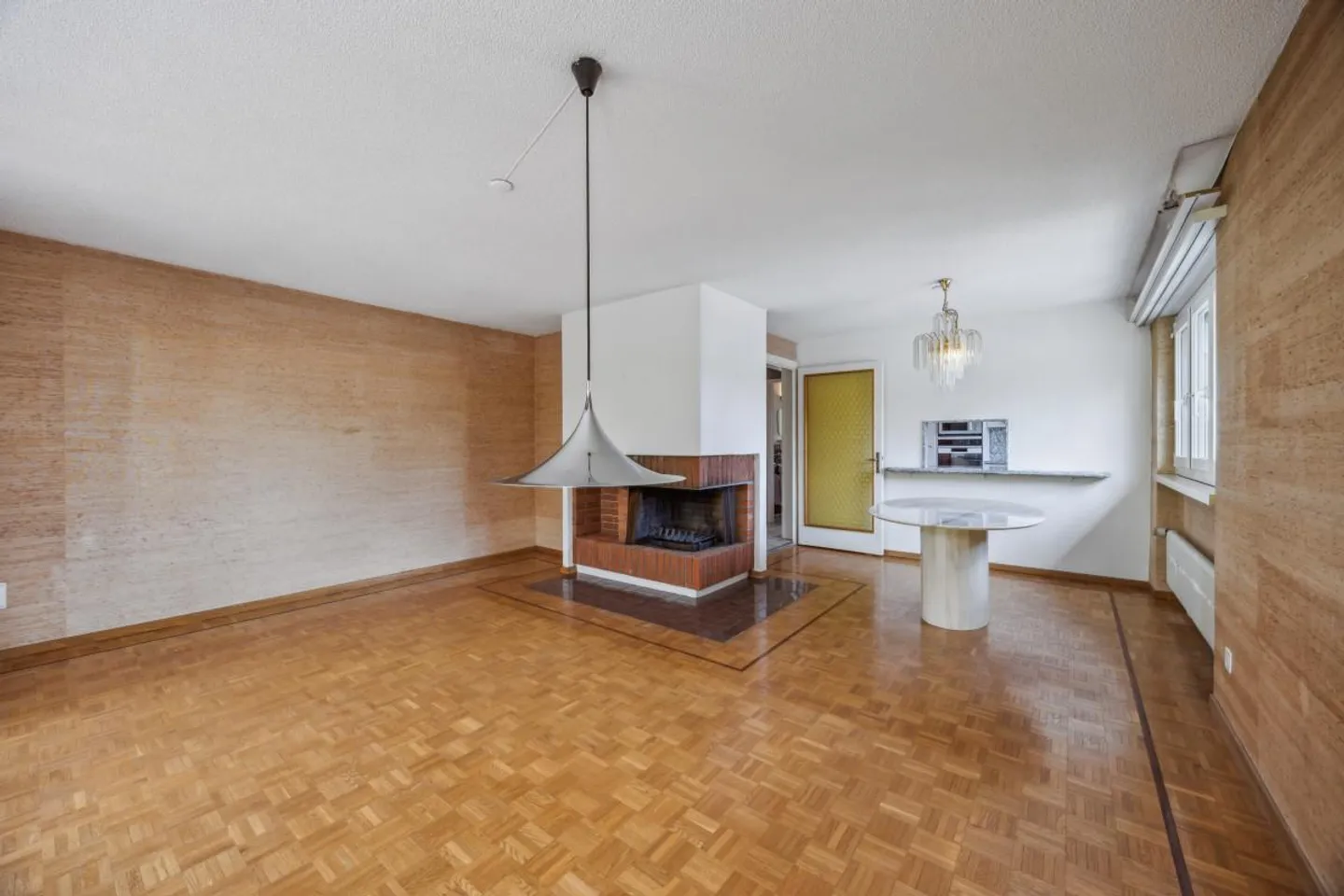 Casa unifamiliare affascinante a Dällikon - Vicino alla natura con privacy e potenziale di ristrutturazione - Foto 6 di 8