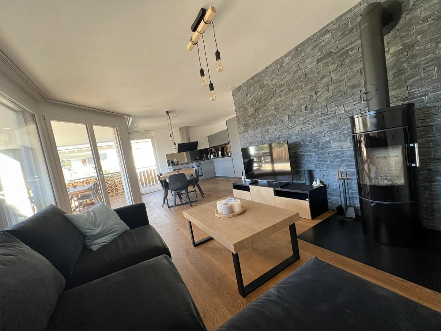 Second home with breathtaking mountain panorama in Lantsch/Lenz - Photo 2 of 11