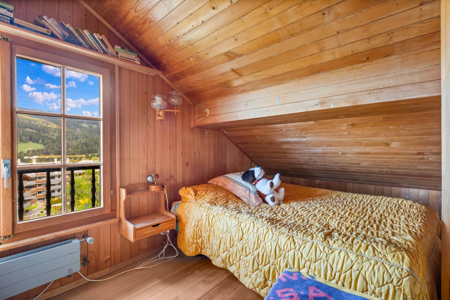 Exclusivity! Superb chalet with two apartments at the foot of the slopes - Photo 6 of 7