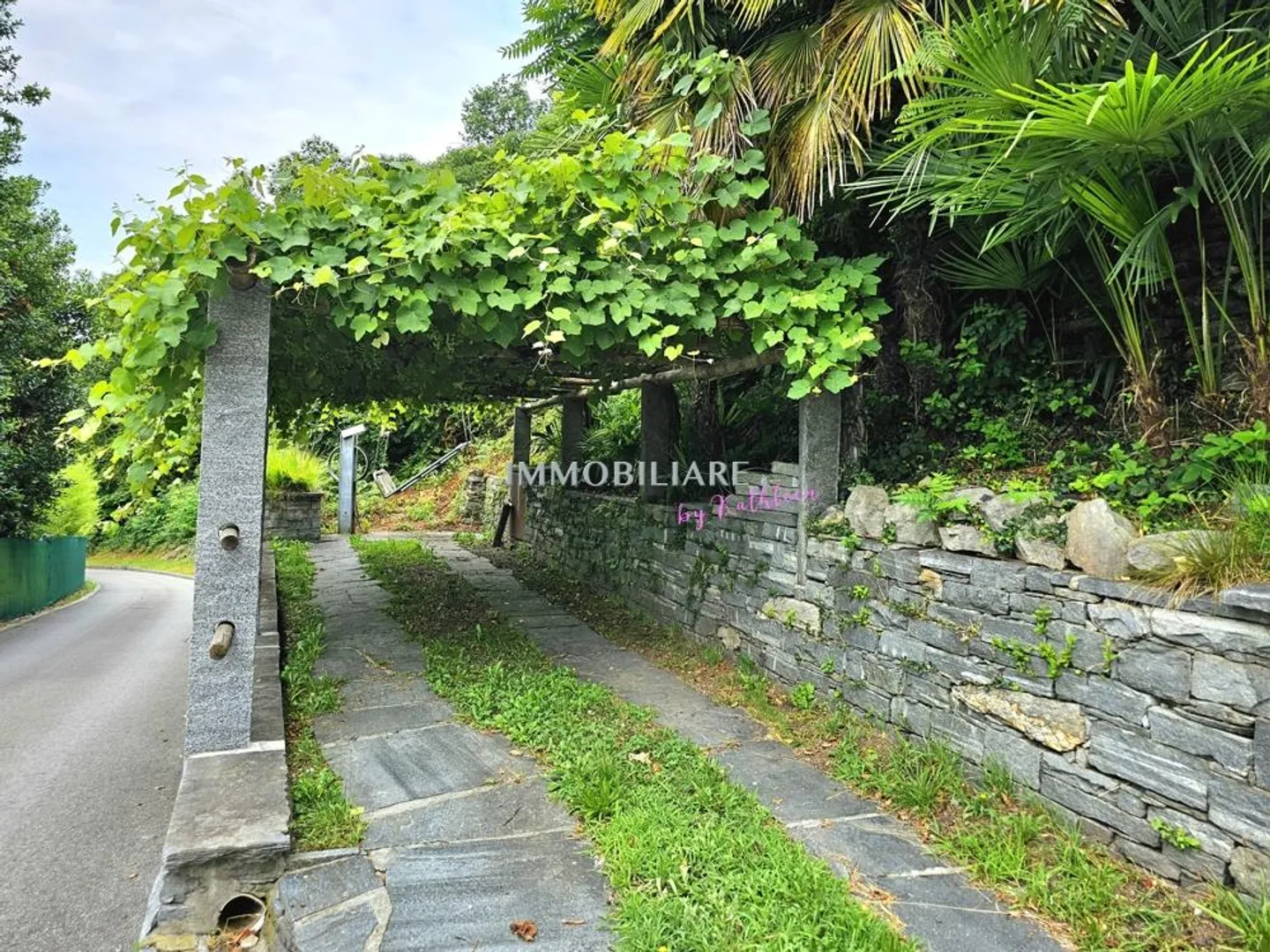 Un rifugio speciale tra i vigneti di Gudo - Foto 16 di 19