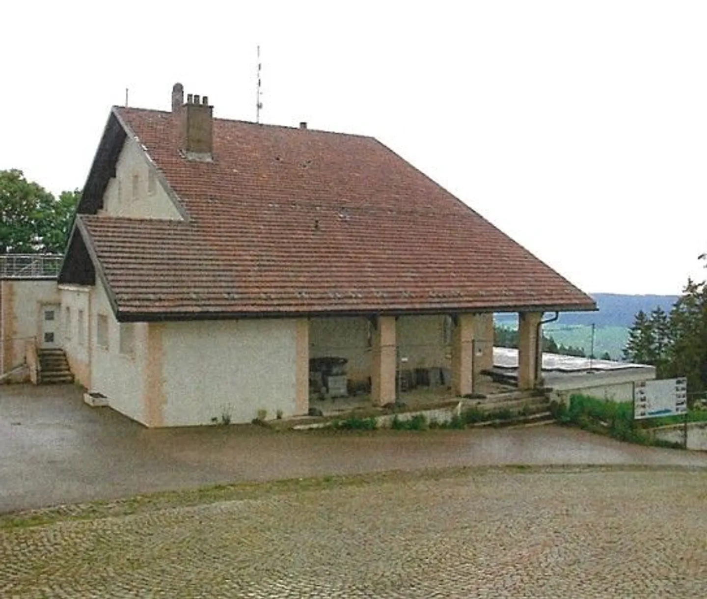 Blocco di appartamenti all'asta - Foto 4 di 13