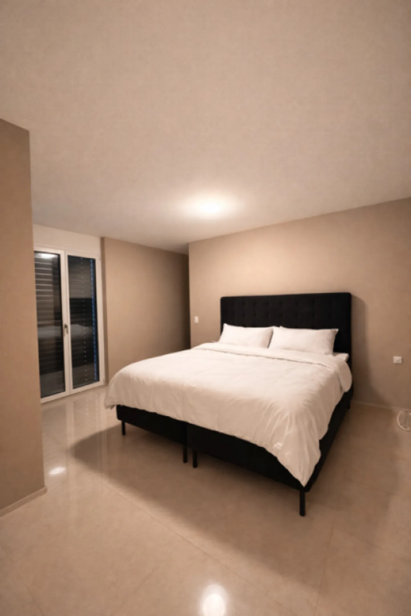 New apartment with garden and mountain view - exclusive living with plenty of space - Photo 5 of 10