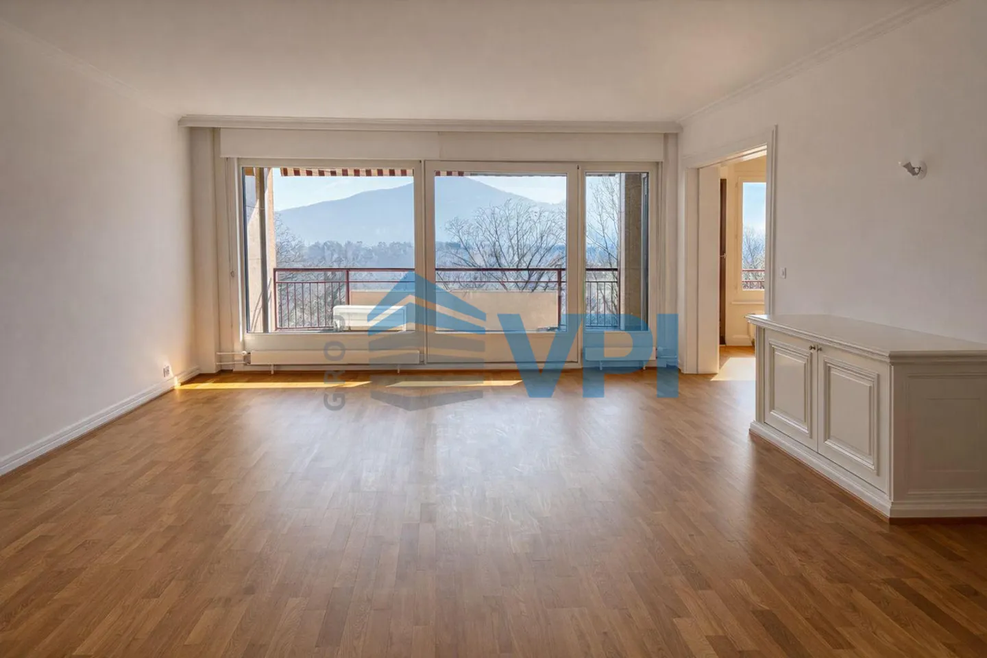 Appartement spacieux avec balcons - Photo 17 sur 20