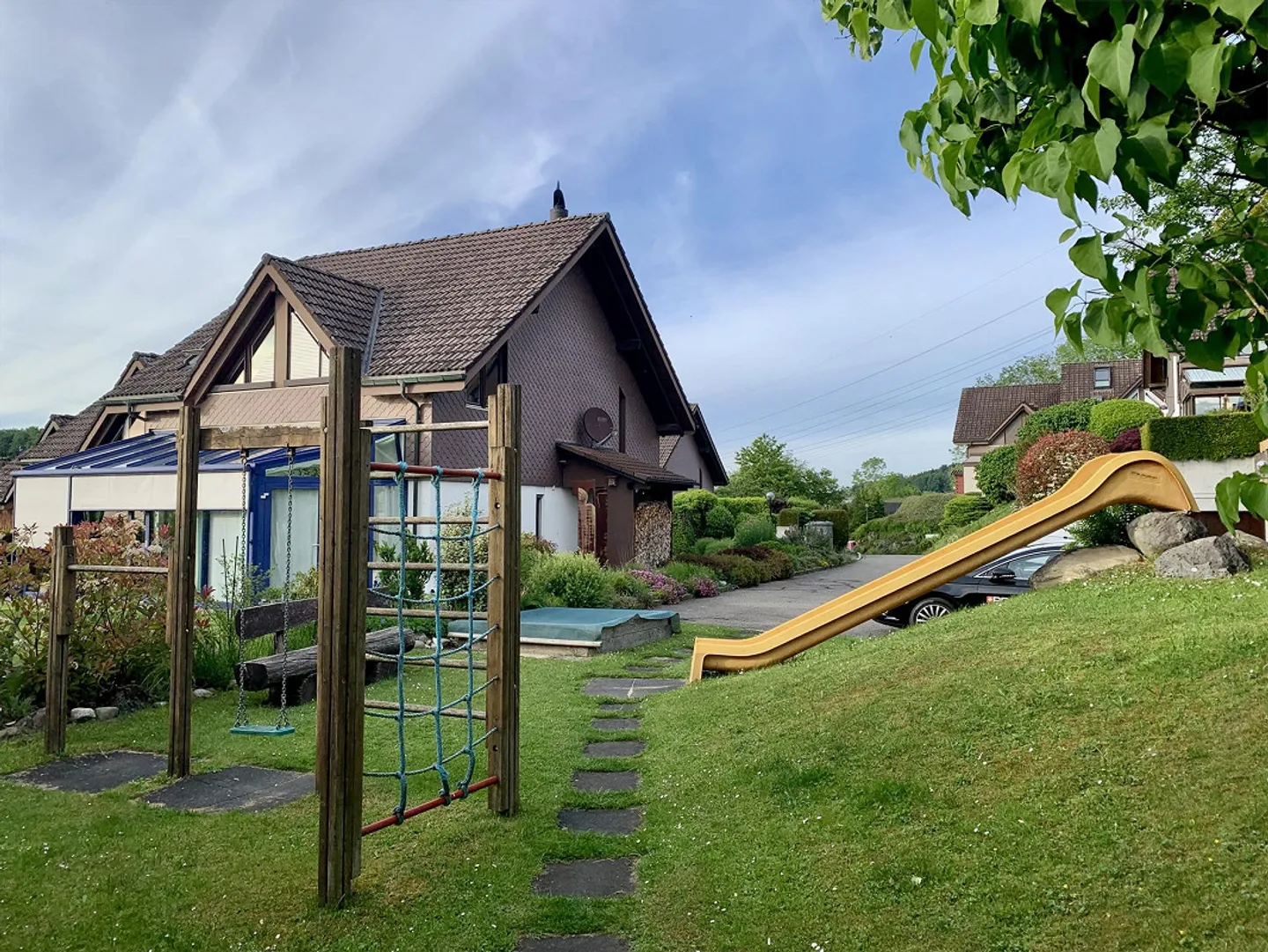 Maison individuelle en rangée de 5,5 pièces dans la verdure aux portes de Zurich - Photo 7 sur 7