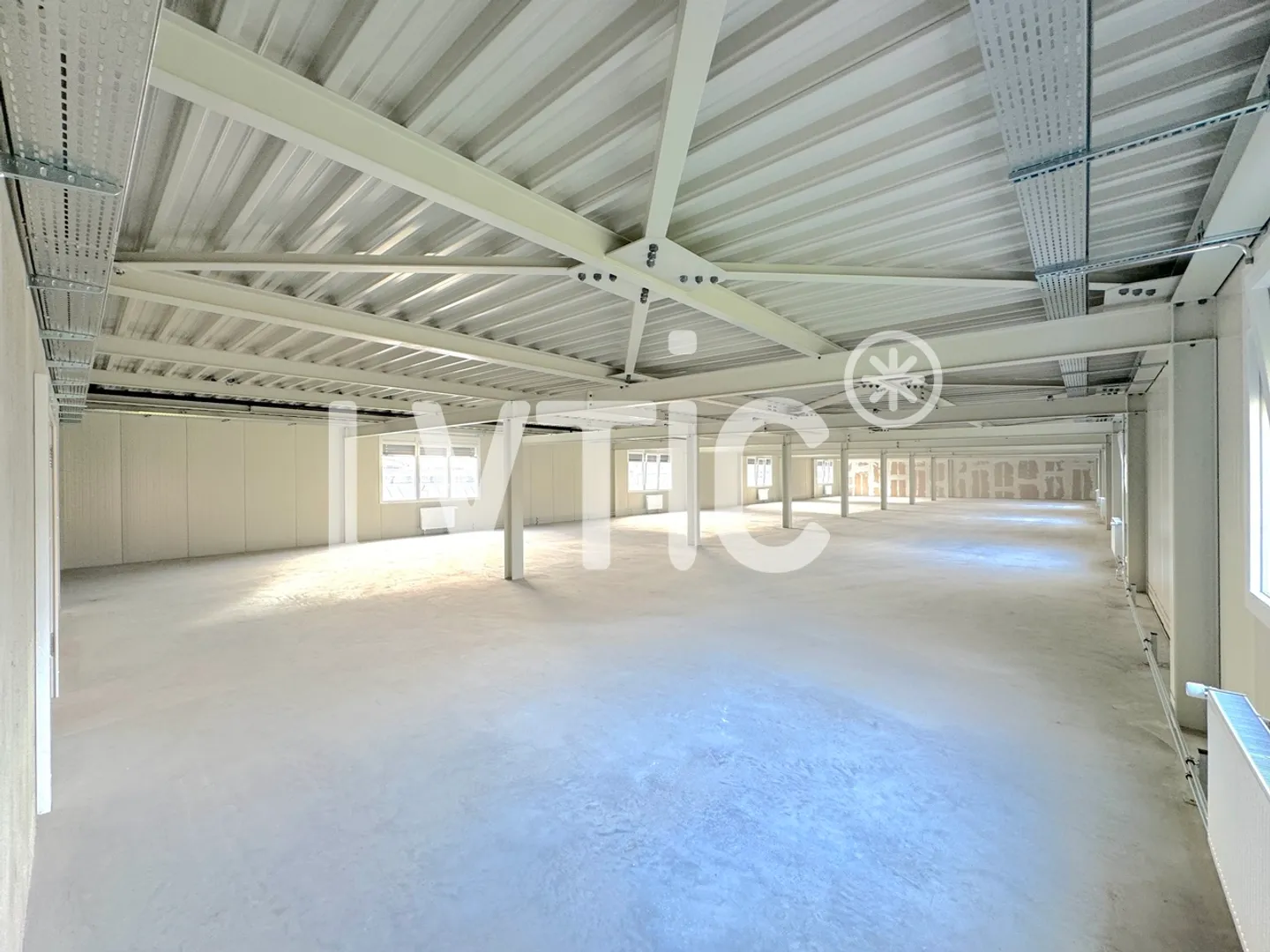 Officina, magazzino, uffici di 525 m2 in affitto a Villeneuve - Foto 7 di 11