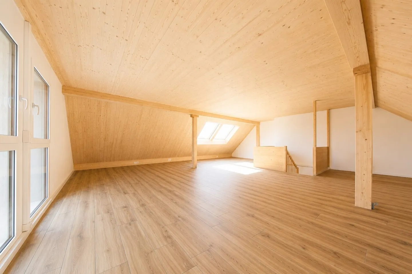 Maisonette apartment with morning sun! - Photo 10 of 10