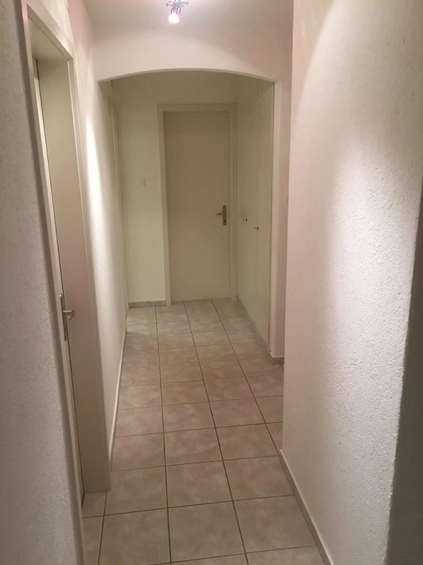 Appartamento in città in posizione privilegiata - Foto 6 di 7