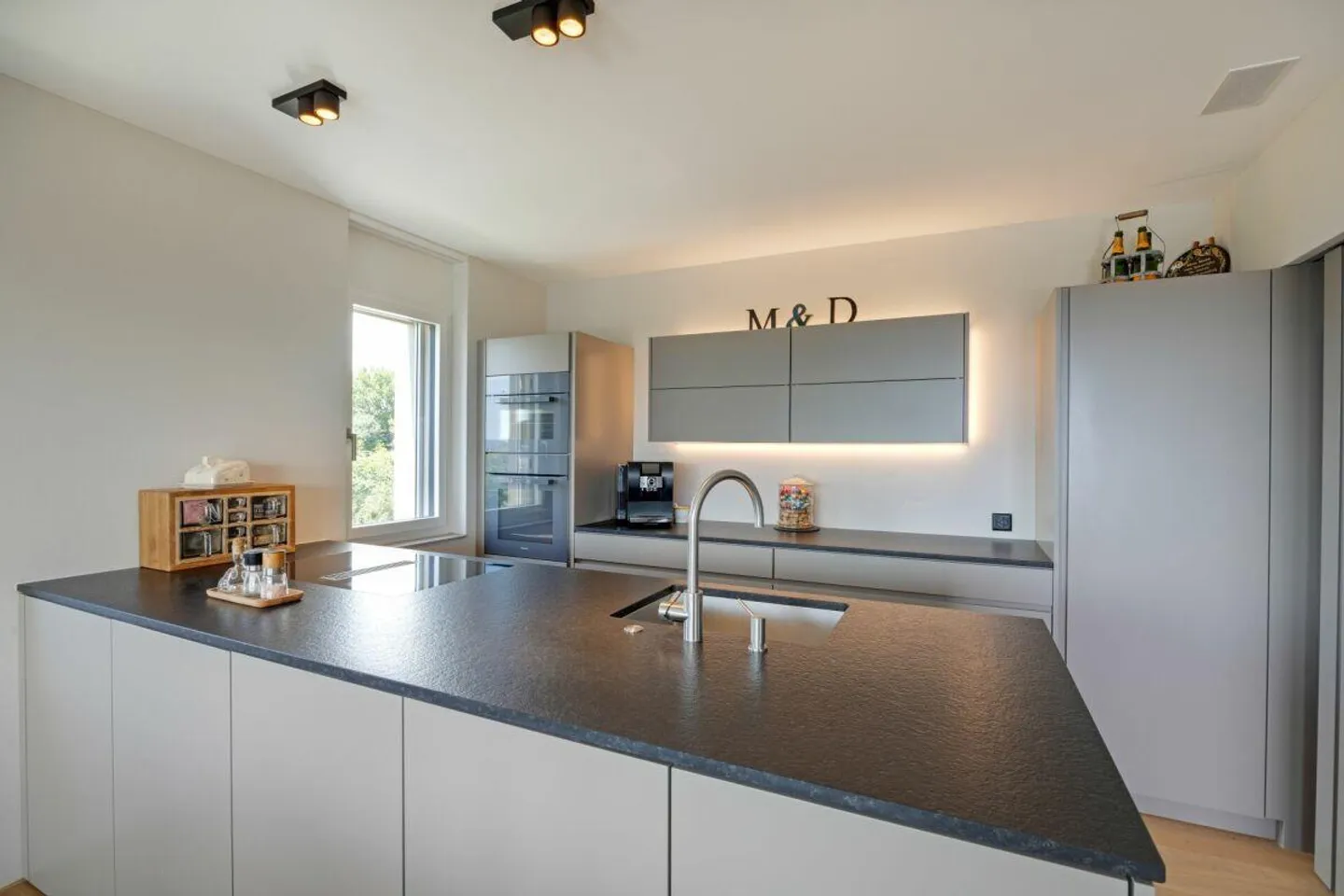 Modern Living with Privacy and Grand Mountain View - Photo 2 of 4