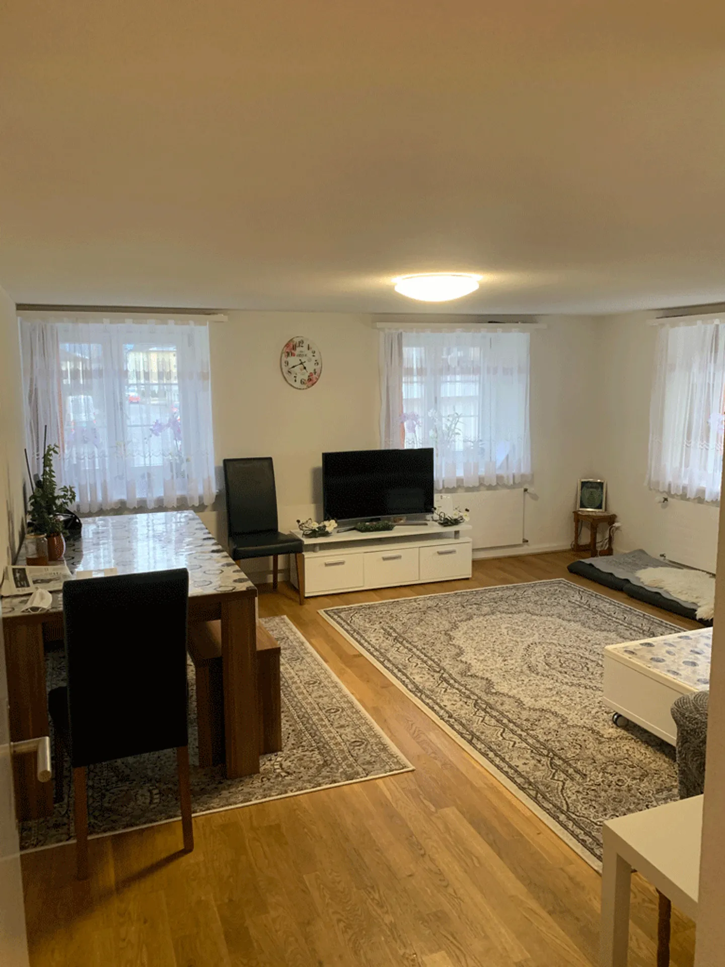 Small, cozy 2-room apartment for rent in the center of Ennenda - Photo 6 of 8