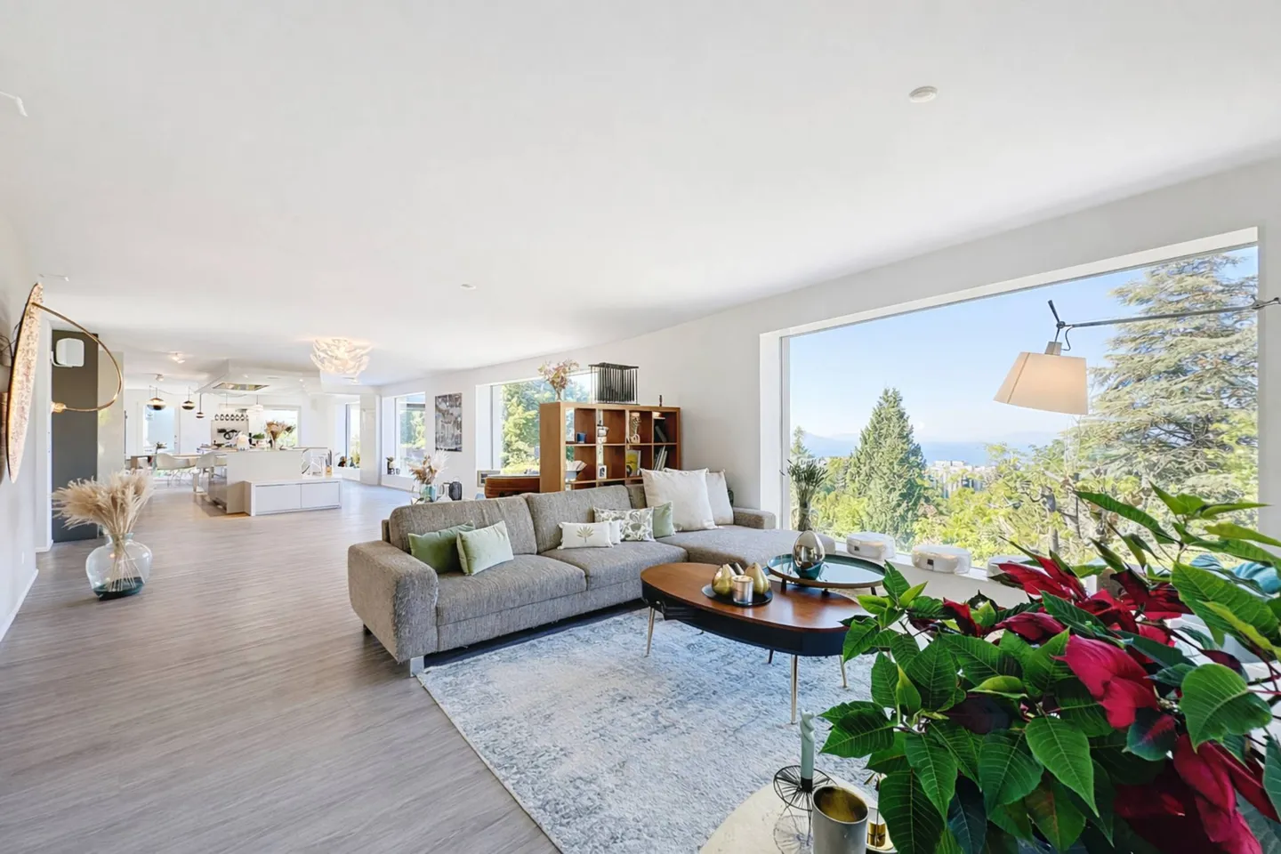 Villa moderne de luxe avec vue sur le lac - Photo 2 sur 13