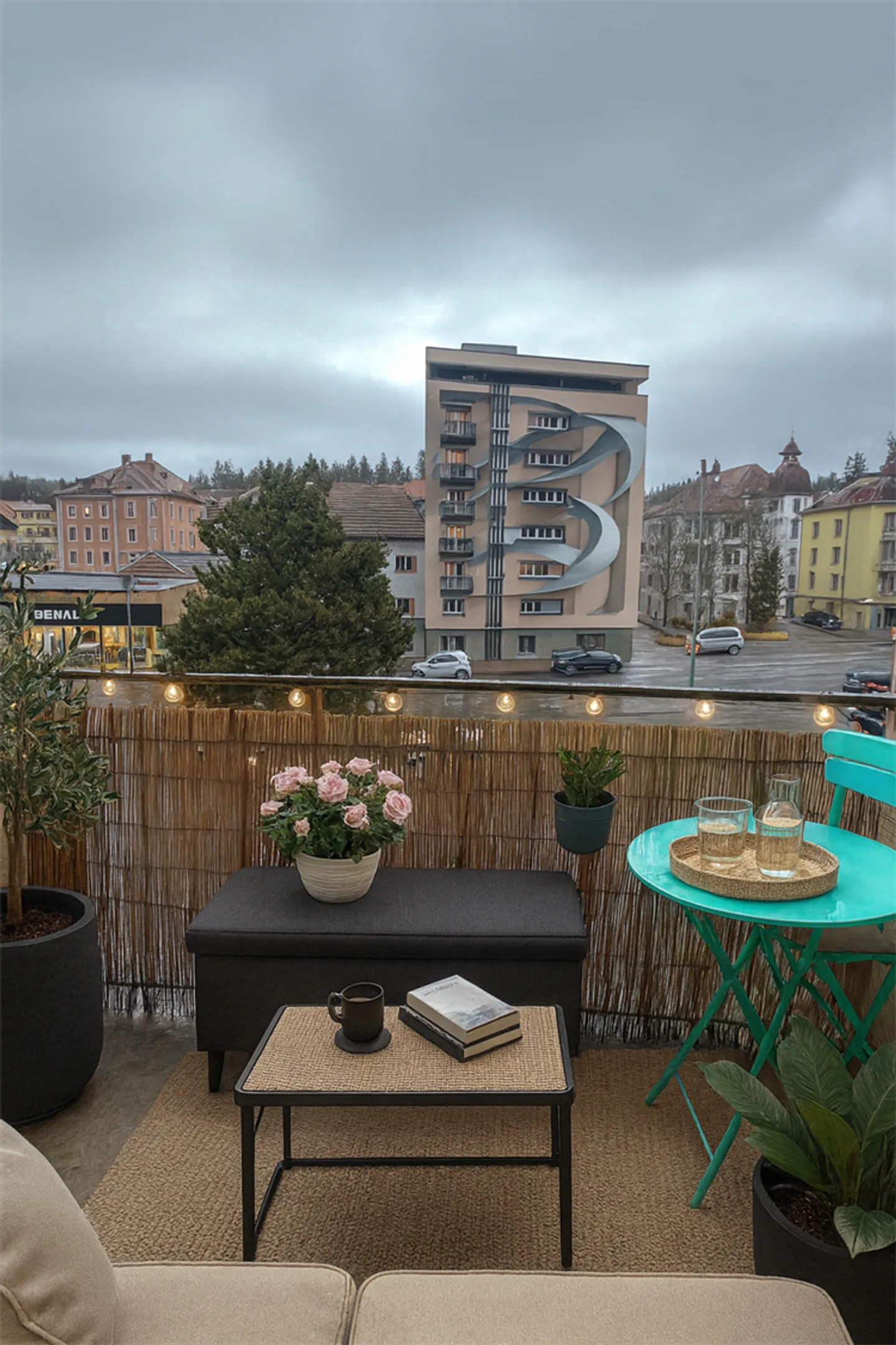 Le Locle, bel appartamento di 4 stanze con balcone al 1° piano - Foto 8 di 8