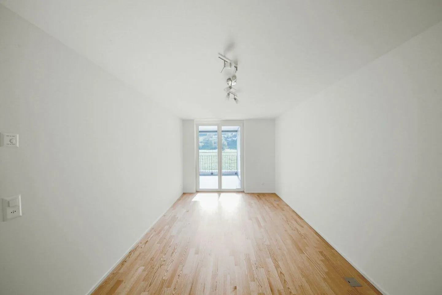 Confort et tranquillité réunis - Appartement en attique moderne pour les plus hautes exigences ! - Photo 6 sur 13