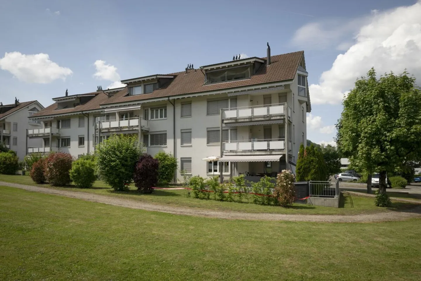 Bright 4.5 Room Apartment on the 2nd Floor with Wonderful View - Photo 9 of 12