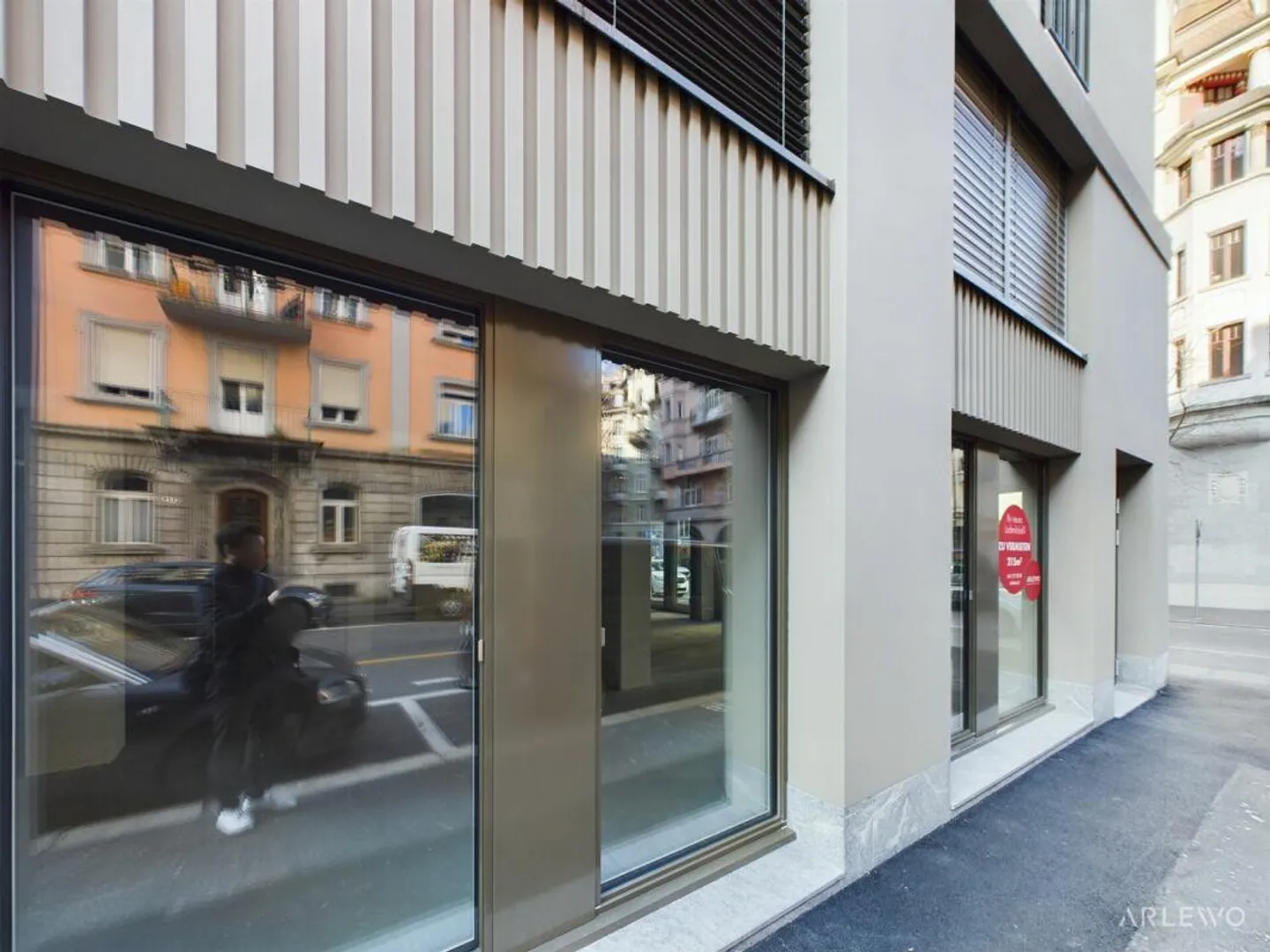 "La Perla" | Der Ort für Ihre Dienstleistung! - Foto 3 von 4