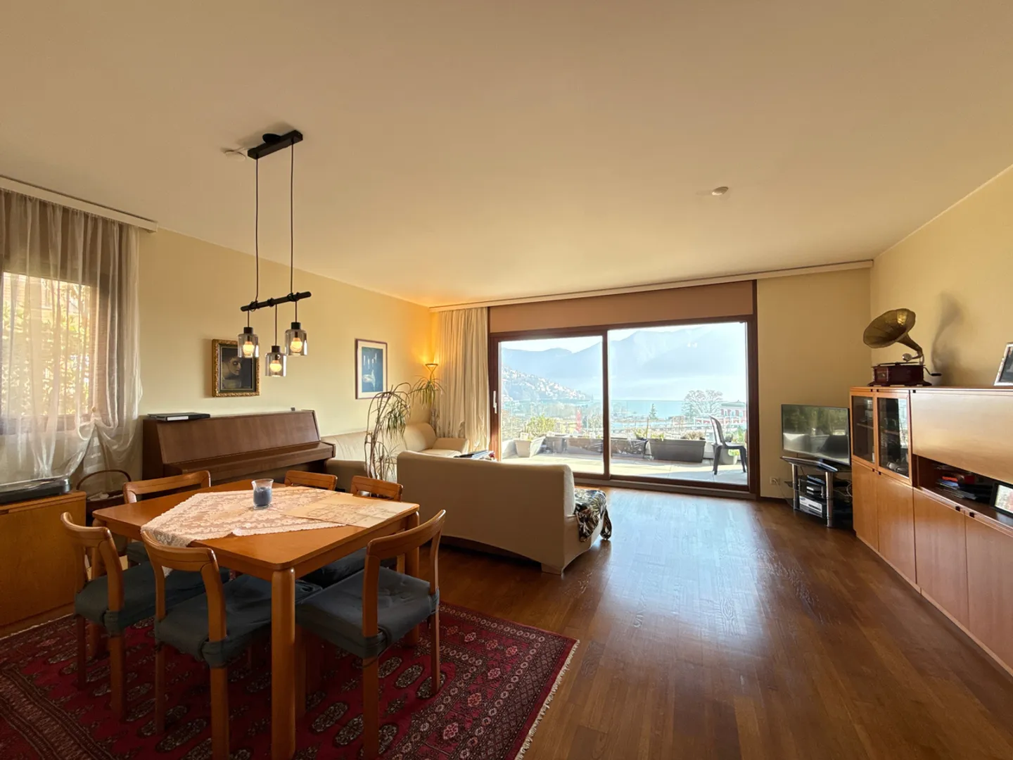 Charmante Wohnung mit Seeblick - Foto 7 von 16