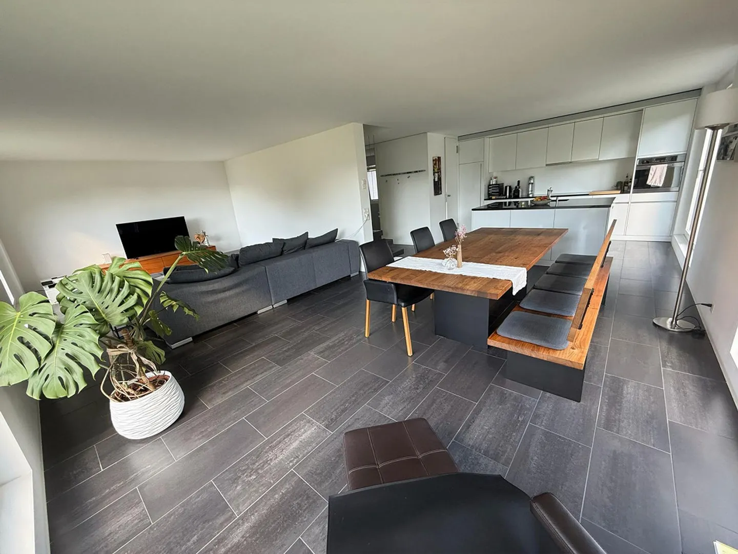 Modernes Einfamilienhaus im Grünen - Foto 4 von 21