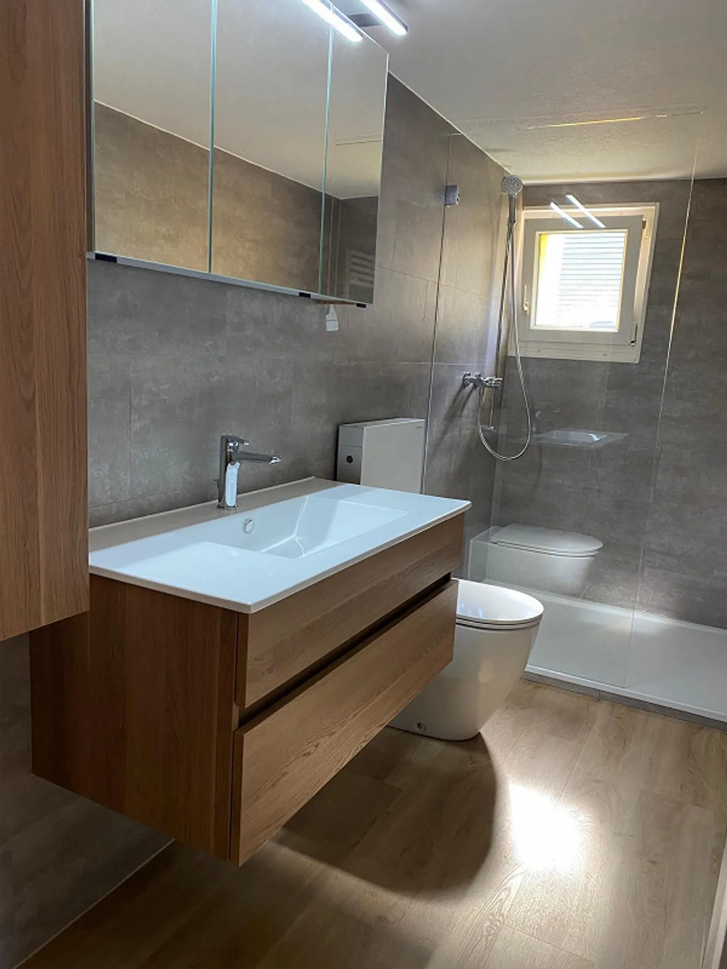 Renoviertes Mehrfamilienhaus - Foto 11 von 15