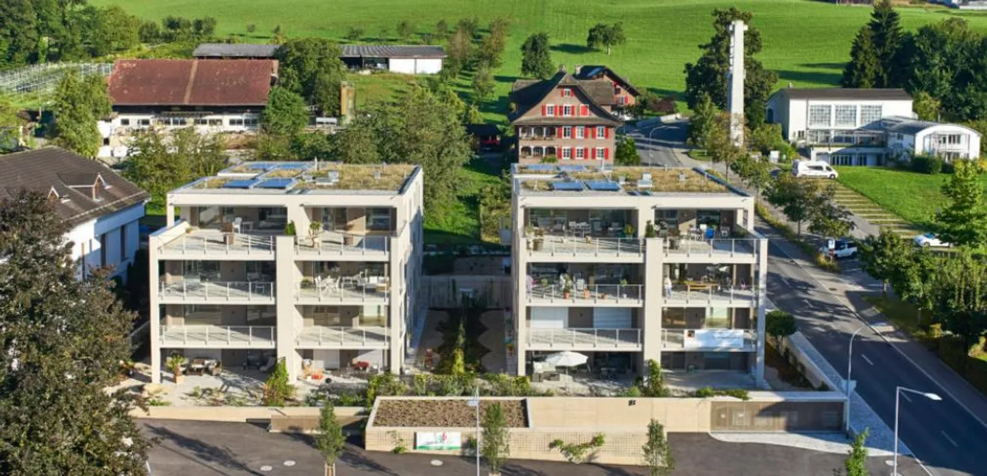 Appartamento 2,5 locali cerca nuovo inquilino nel bel Meggen LU - Foto 1 di 14