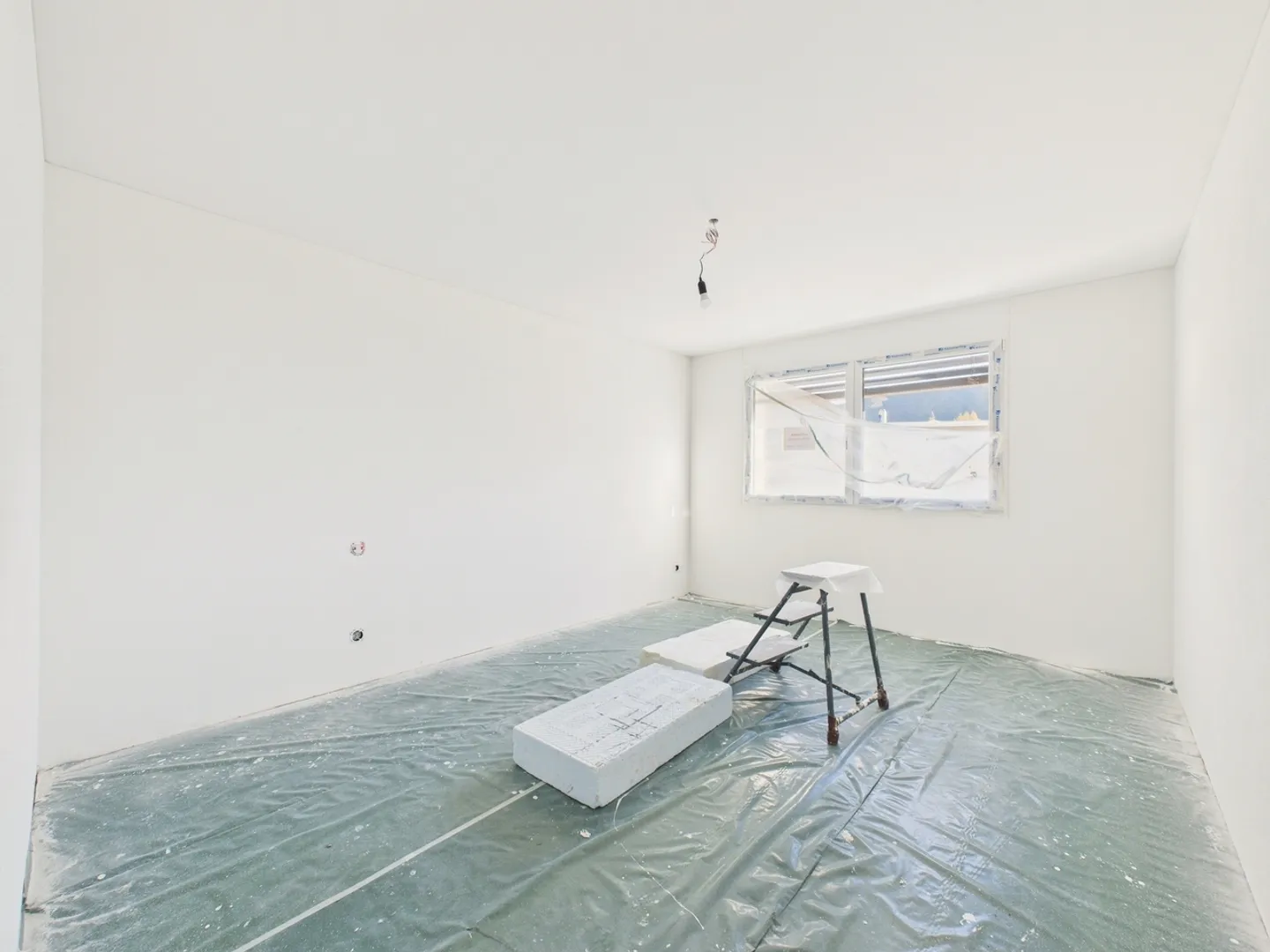 Moderne neu gebaute Reihenhaus in Cugnasco – 4.5 Zimmer... - Foto 8 von 11