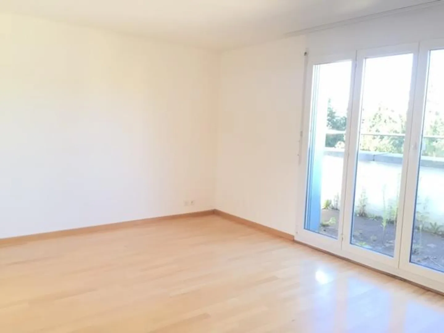 Spacious penthouse apartment with rooftop terrace in a quiet location - Photo 6 of 11