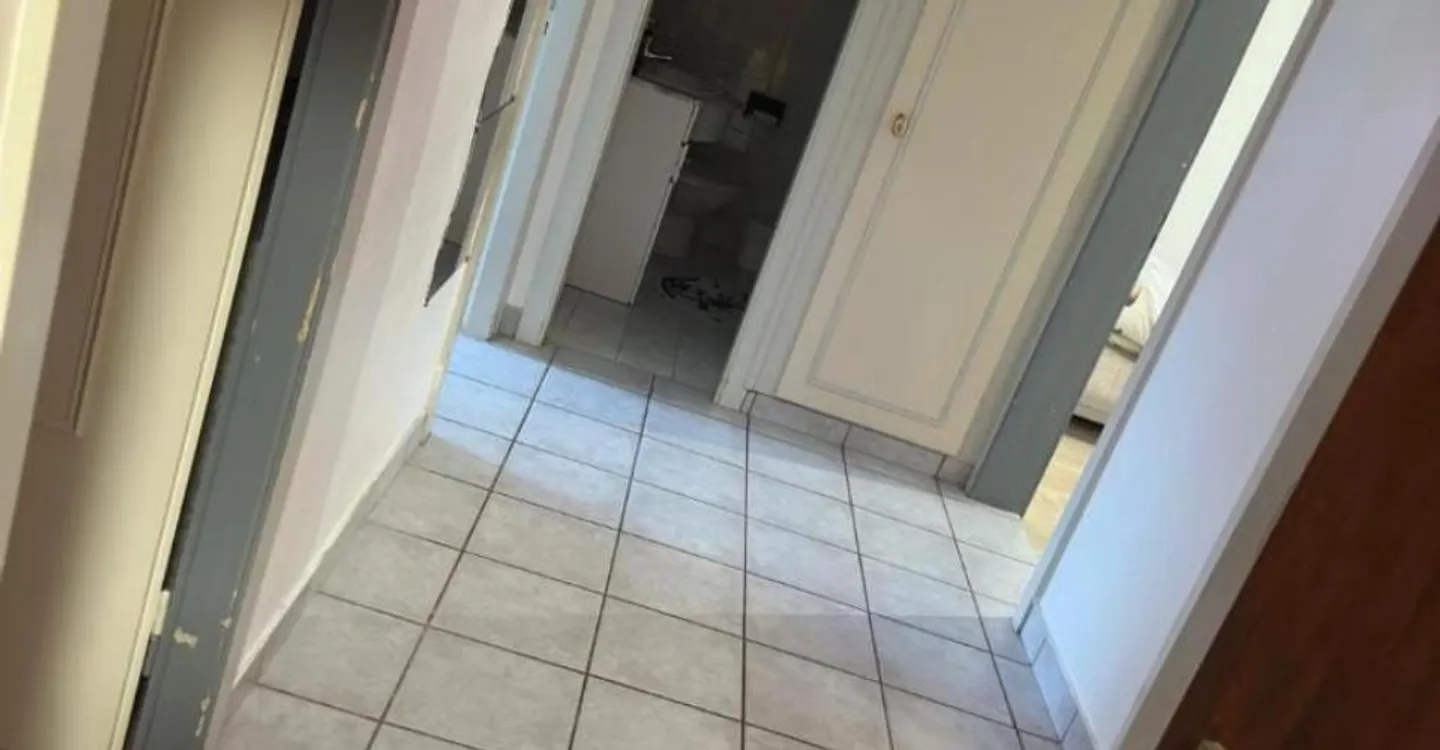 Charmante Wohnung mit Balkonen - Foto 8 von 8