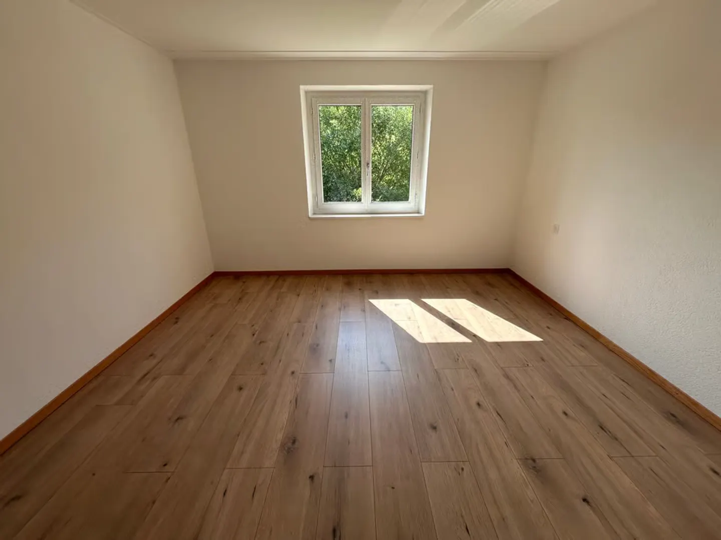 Charmante Wohnung mit Balkon - Foto 2 von 7