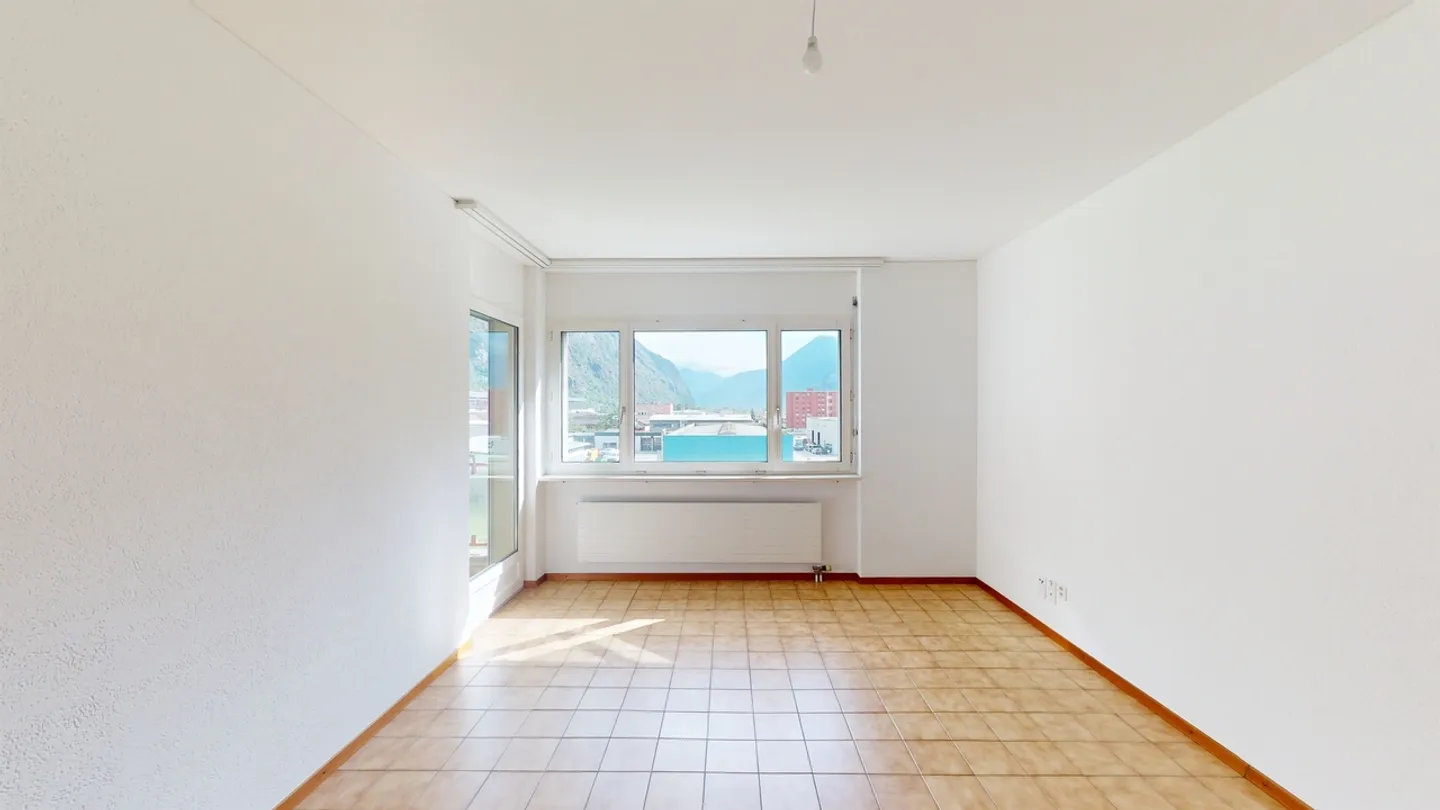 4-room apartment - Photo 3 of 8