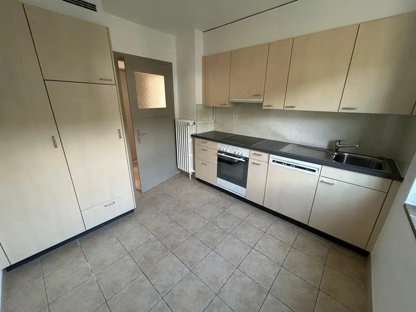 Charmante Wohnung mit Balkon - Foto 3 von 7