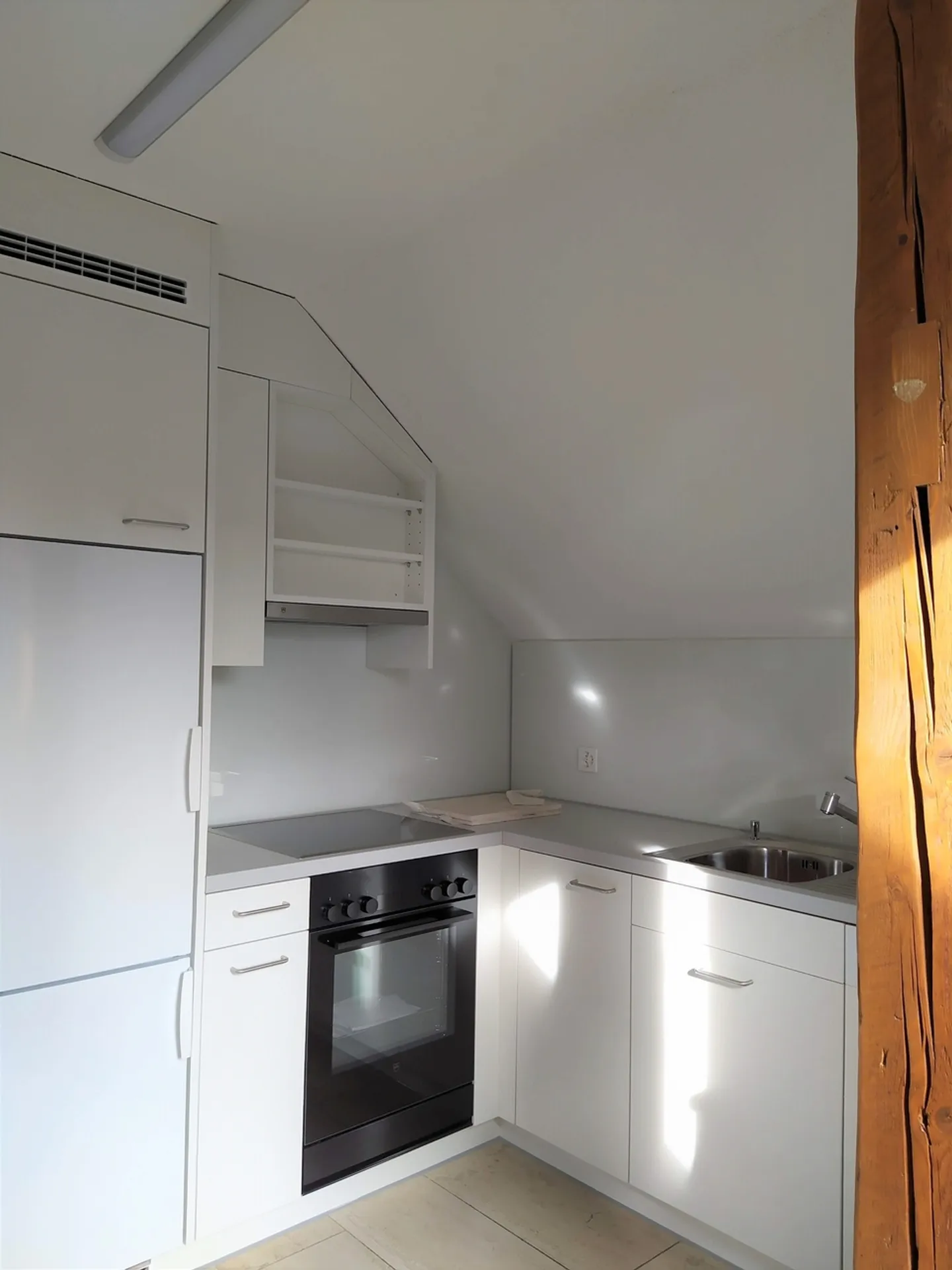 Appartement lumineux 2 pièces avec vue sur le lac - Photo 4 sur 11