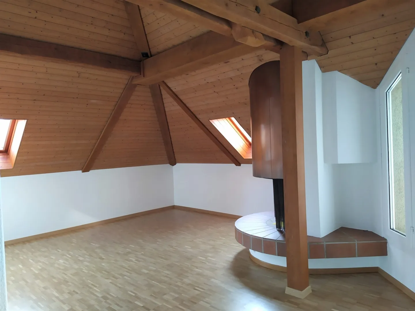 Appartement lumineux 2 pièces avec vue sur le lac - Photo 7 sur 11