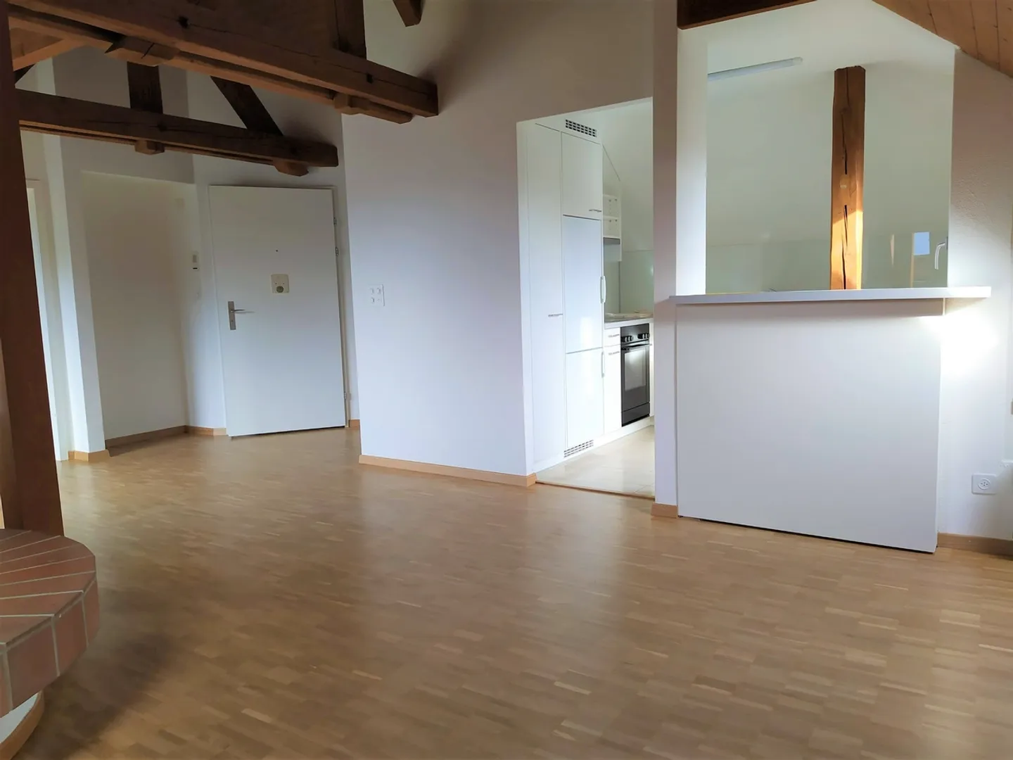 Appartement lumineux 2 pièces avec vue sur le lac - Photo 9 sur 11